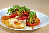 Merakliiska salad
peeled tomatoes, fresh cheese, grilled vegetables, 
rucola, dressing) 450 gr.